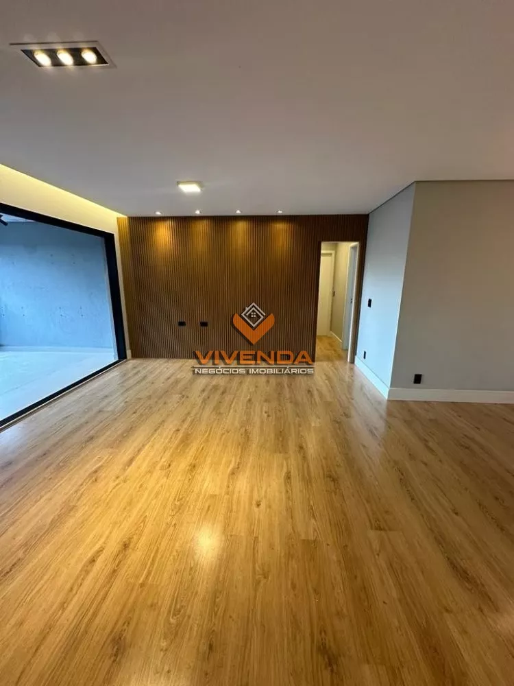 Apartamento à venda com 3 quartos, 127m² - Foto 3