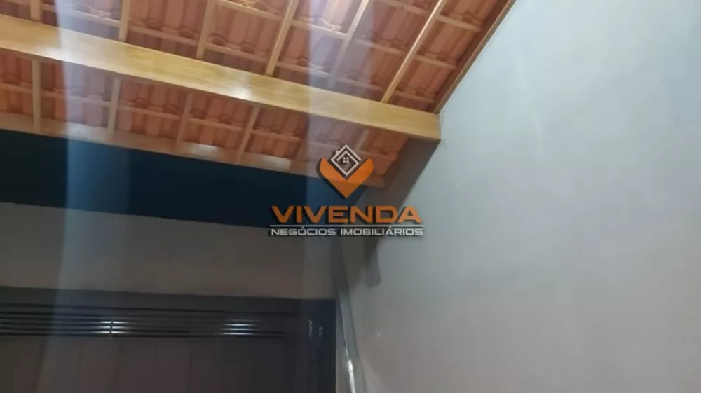 Casa à venda com 3 quartos, 115m² - Foto 2