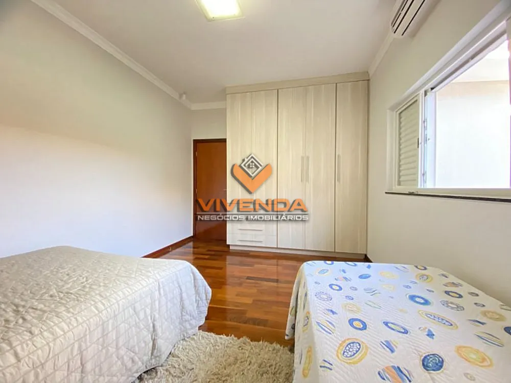 Casa, 3 quartos, 323 m² - Foto 12