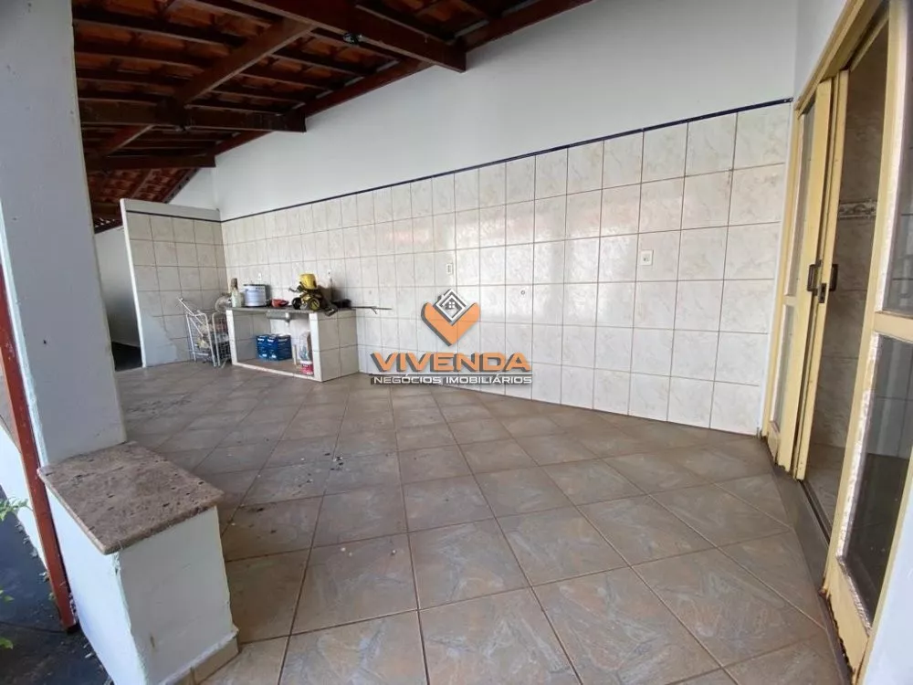 Casa à venda com 3 quartos, 165m² - Foto 11