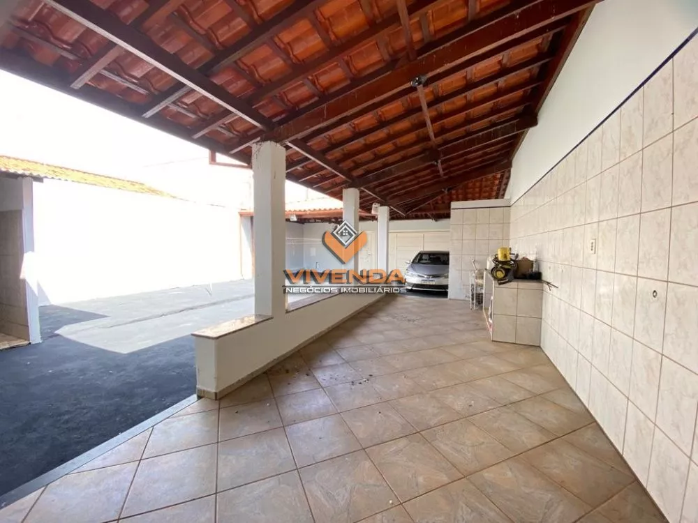 Casa à venda com 3 quartos, 165m² - Foto 10