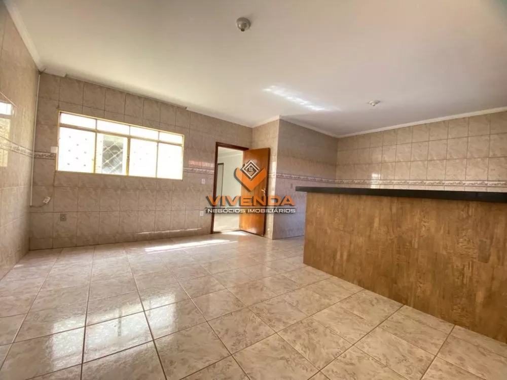 Casa à venda com 3 quartos, 165m² - Foto 4