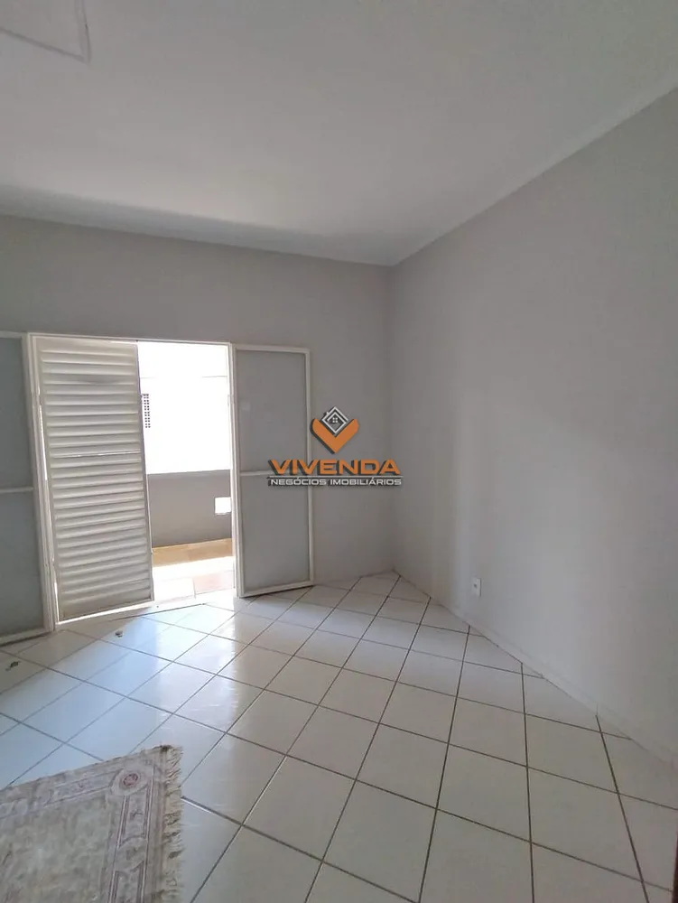 Casa, 4 quartos, 265 m² - Foto 9