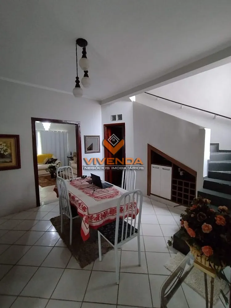 Casa, 4 quartos, 265 m² - Foto 5