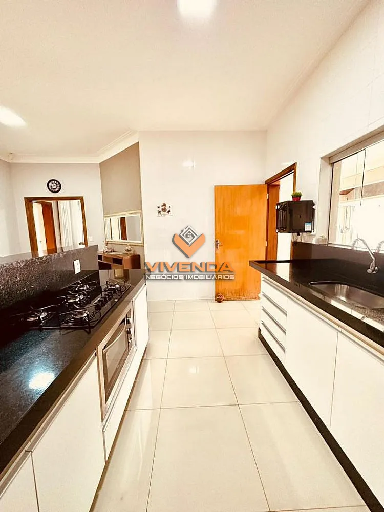 Casa, 3 quartos, 169 m² - Foto 11