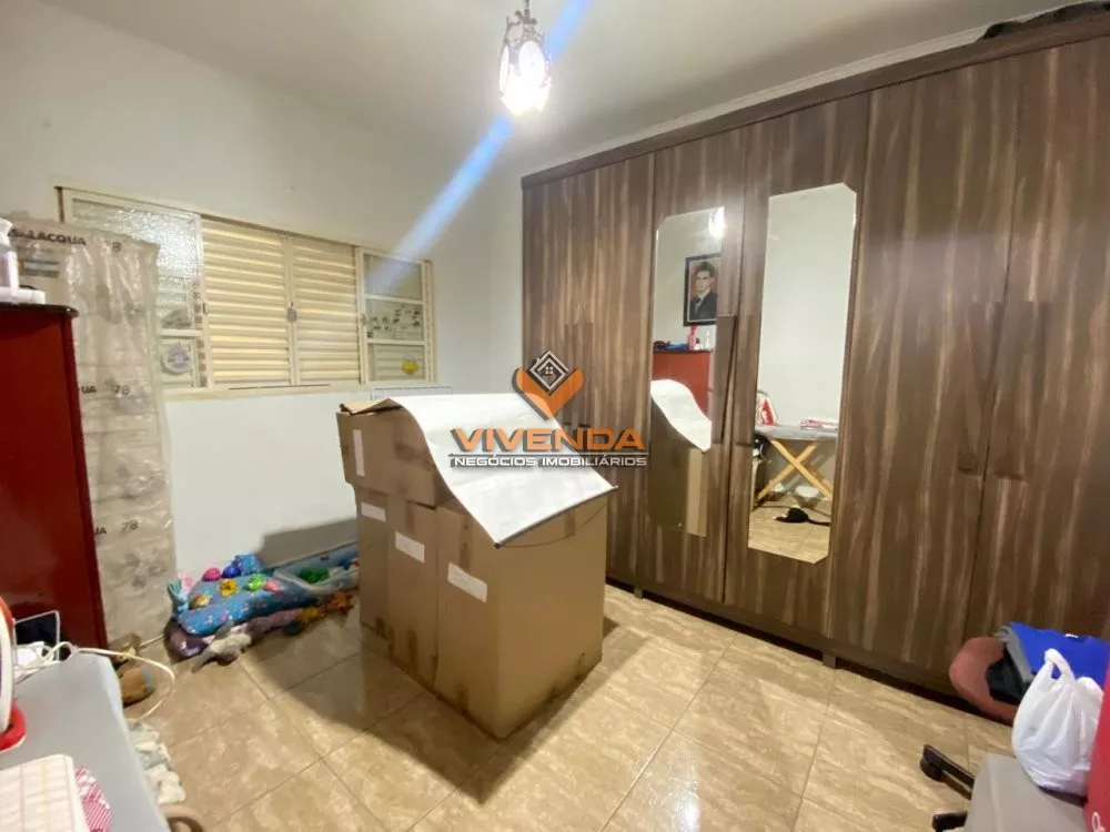 Casa à venda com 2 quartos, 84m² - Foto 8