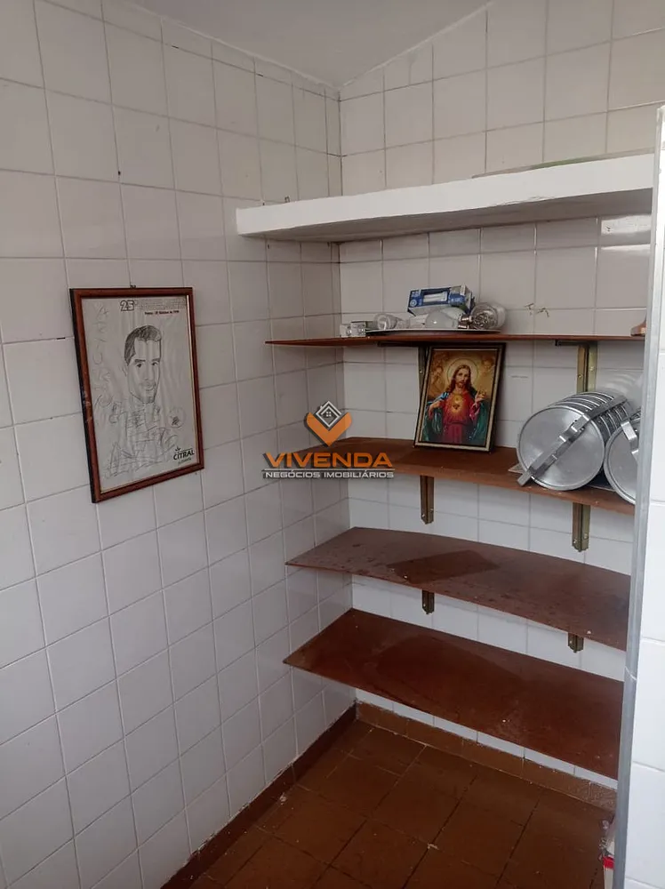 Casa, 3 quartos, 200 m² - Foto 13
