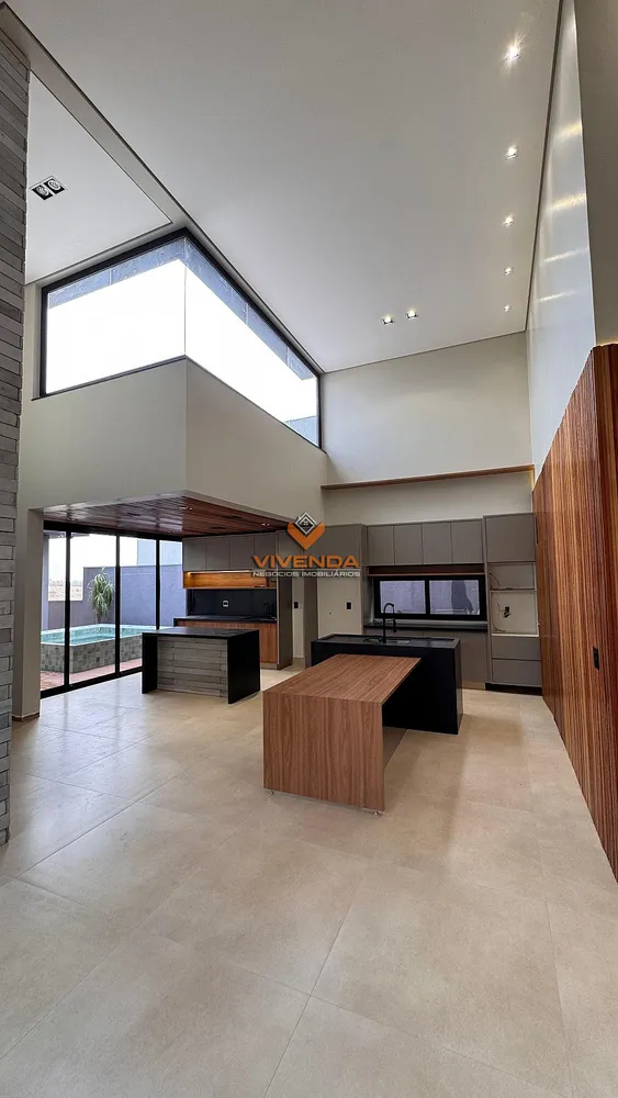 Casa, 3 quartos, 245 m² - Foto 6