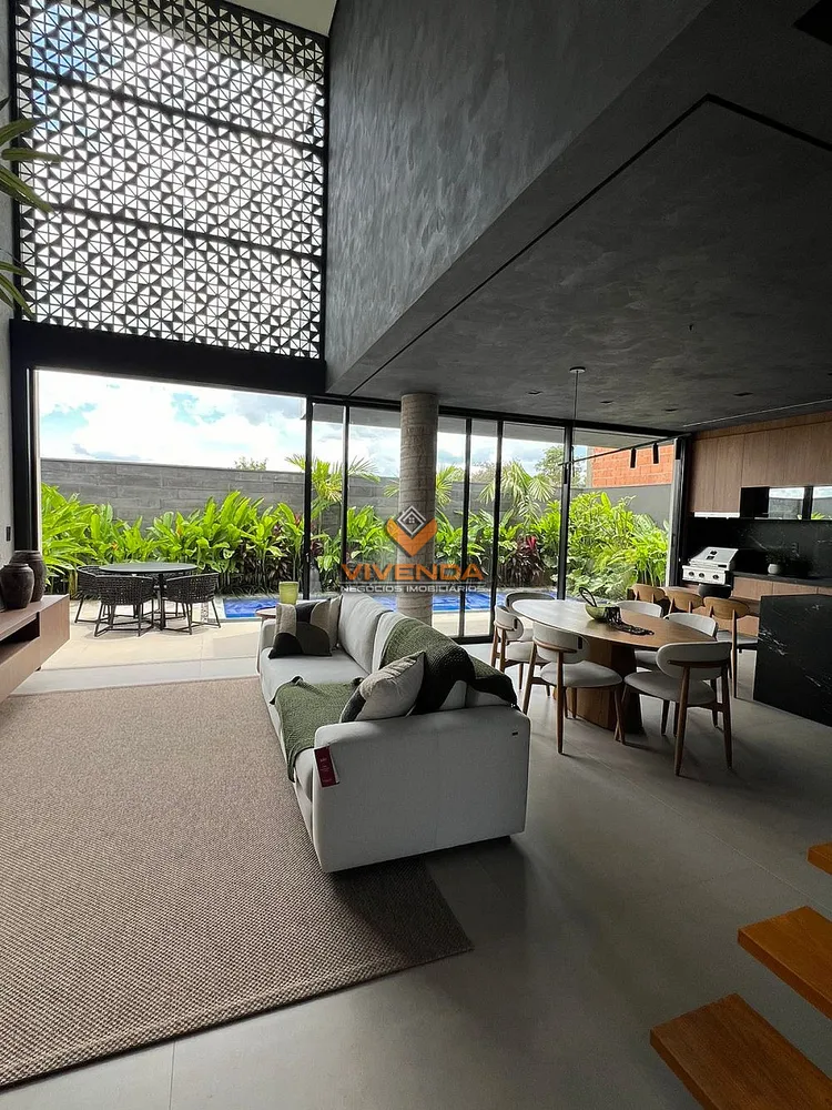 Casa, 4 quartos, 270 m² - Foto 2