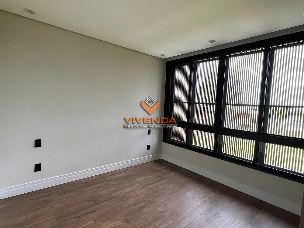 Casa, 4 quartos, 270 m² - Foto 11