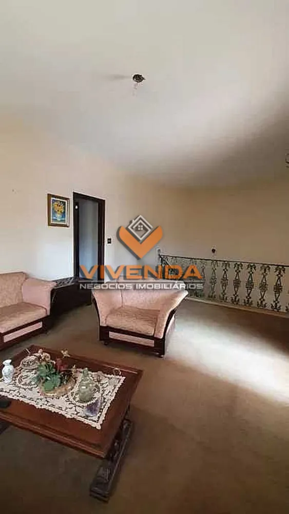 Sobrado, 3 quartos, 355 m² - Foto 1