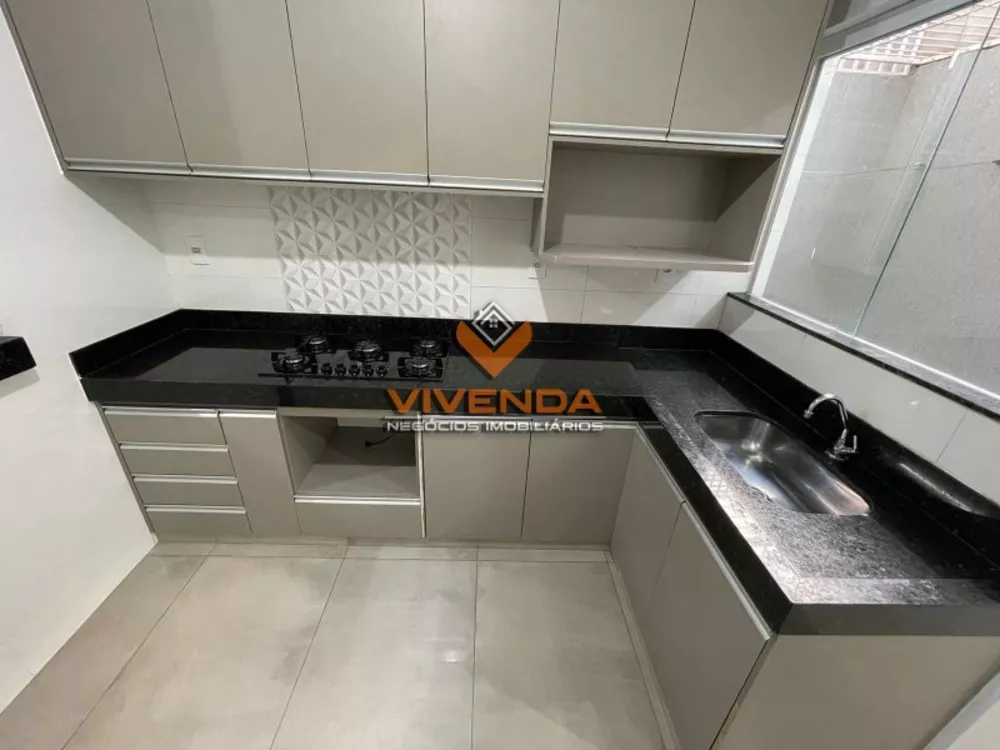 Apartamento à venda com 2 quartos, 65m² - Foto 1