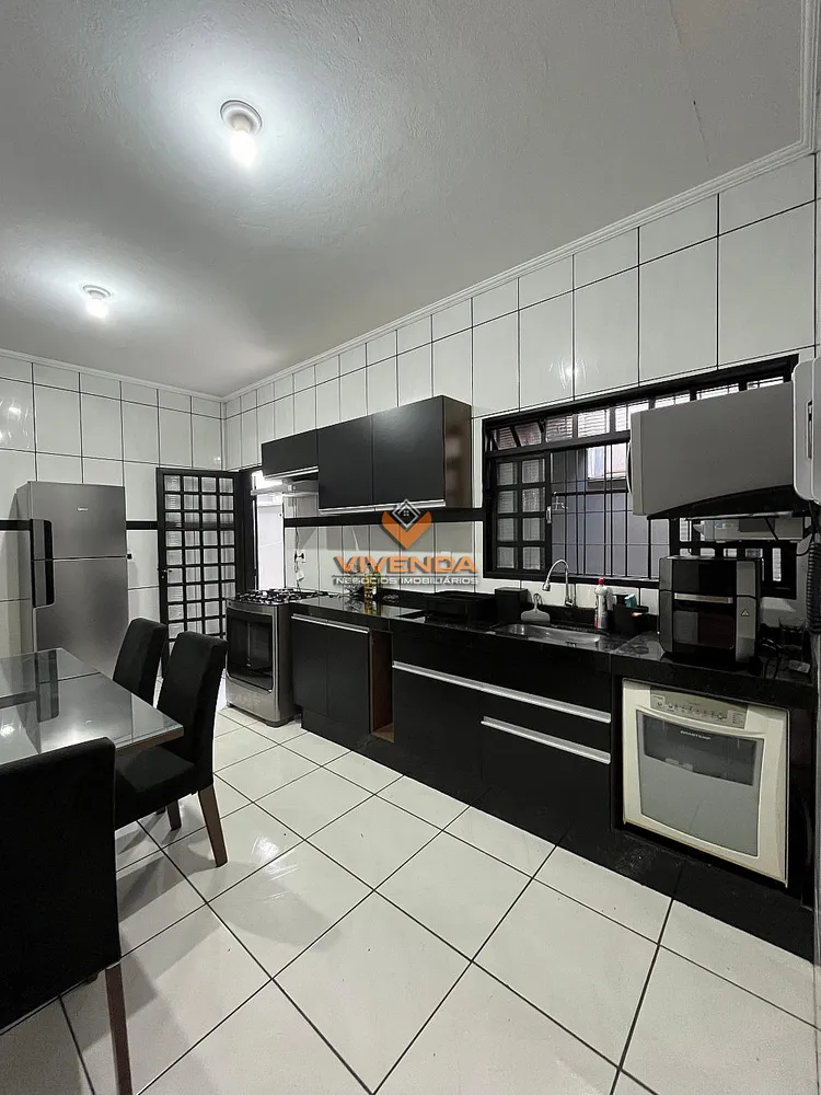 Casa, 2 quartos, 100 m² - Foto 1