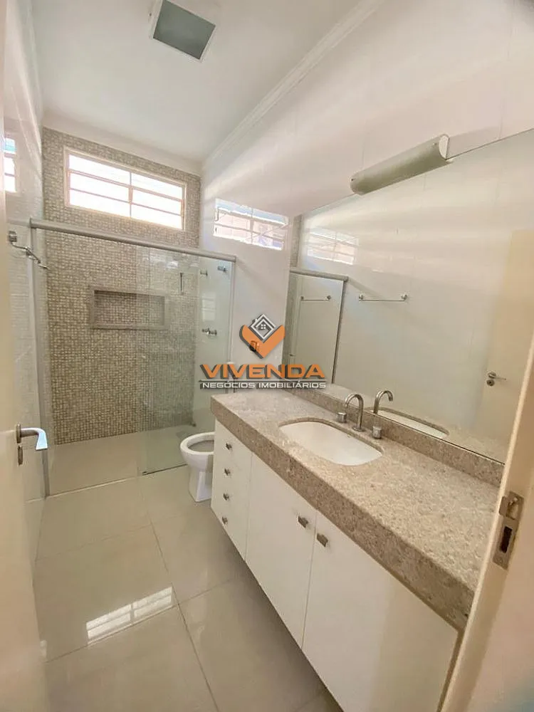 Casa, 4 quartos, 350 m² - Foto 9