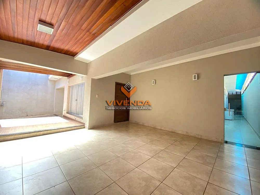 Casa, 4 quartos, 350 m² - Foto 1