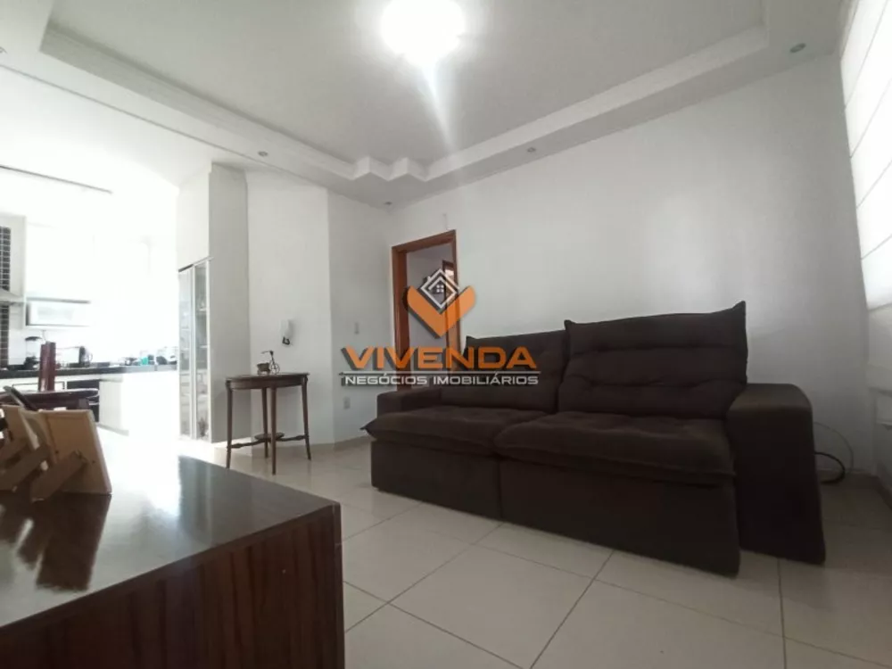 Apartamento à venda com 3 quartos, 85m² - Foto 1