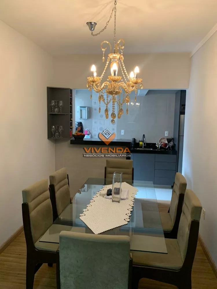 Apartamento à venda com 2 quartos, 82m² - Foto 2