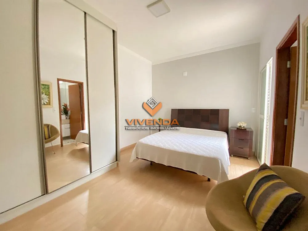 Casa, 3 quartos, 250 m² - Foto 10