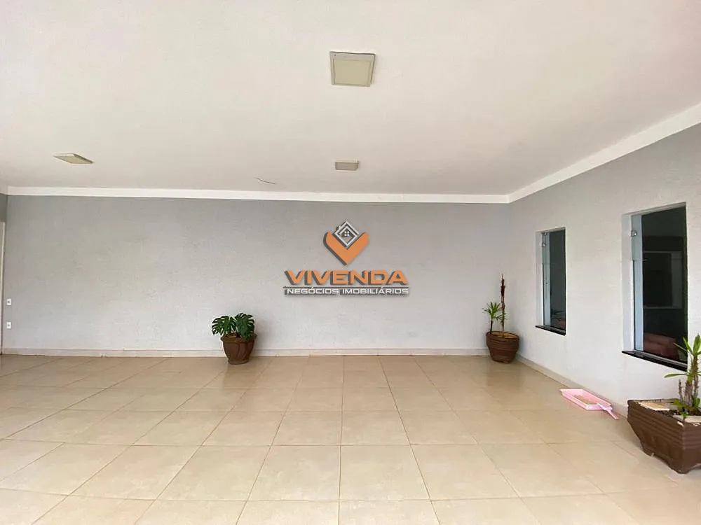 Casa, 3 quartos, 250 m² - Foto 2