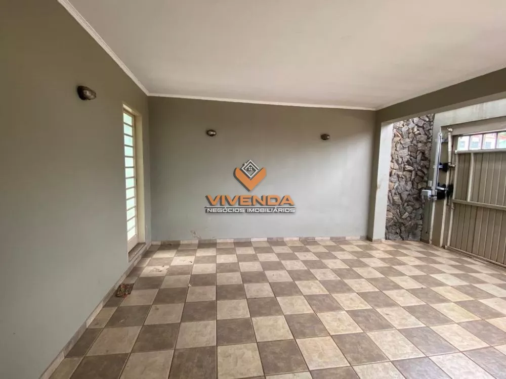 Casa à venda com 3 quartos, 192m² - Foto 4