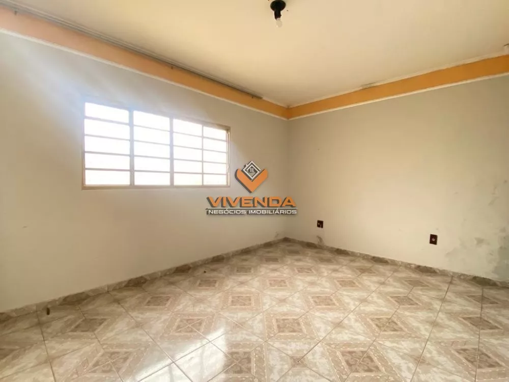 Casa à venda com 3 quartos, 192m² - Foto 3