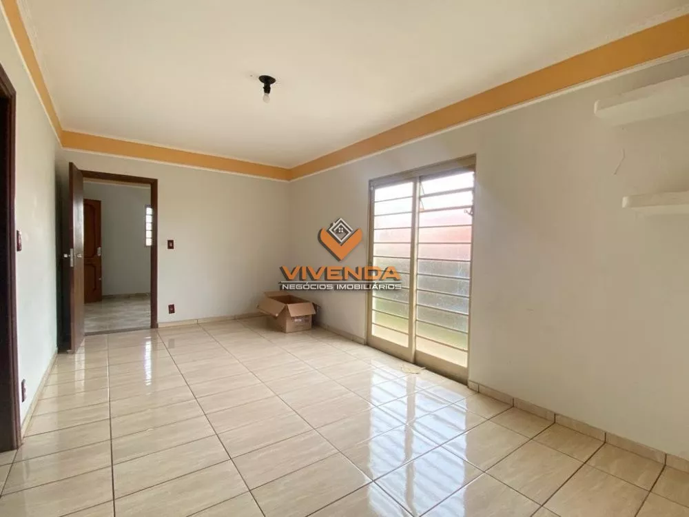 Casa à venda com 3 quartos, 192m² - Foto 6