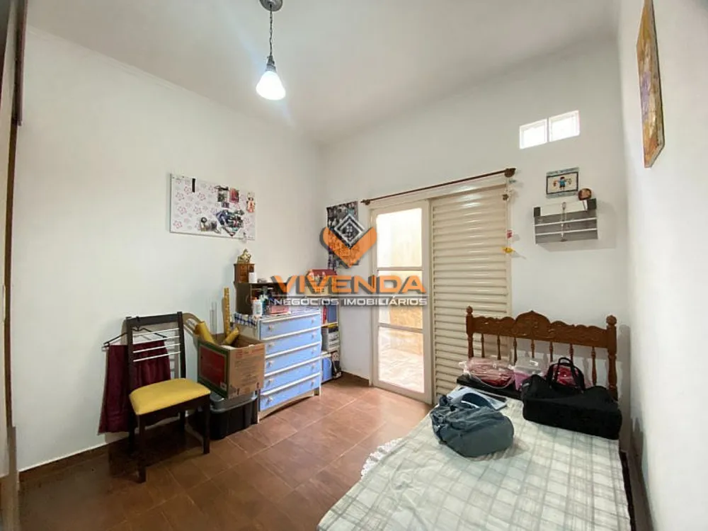 Casa, 3 quartos, 250 m² - Foto 9