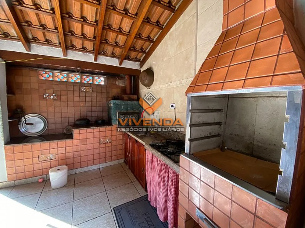 Casa, 3 quartos, 250 m² - Foto 11