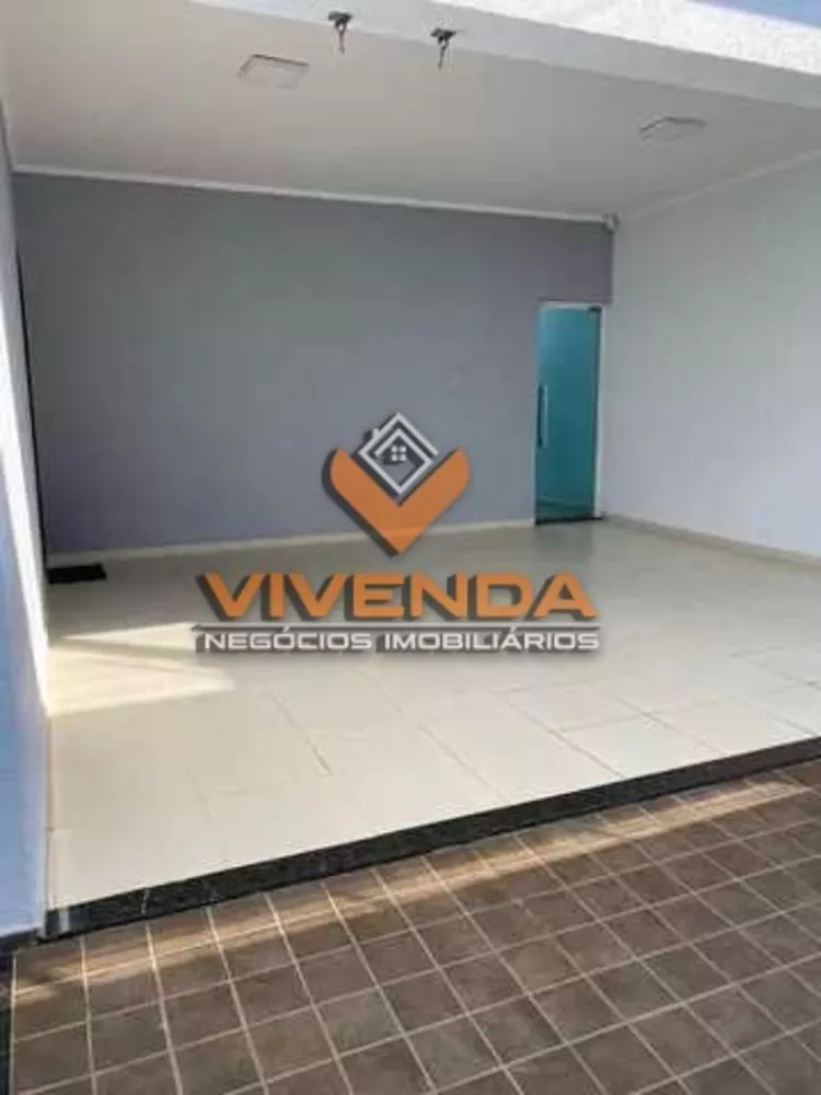 Casa à venda com 3 quartos, 255m² - Foto 3