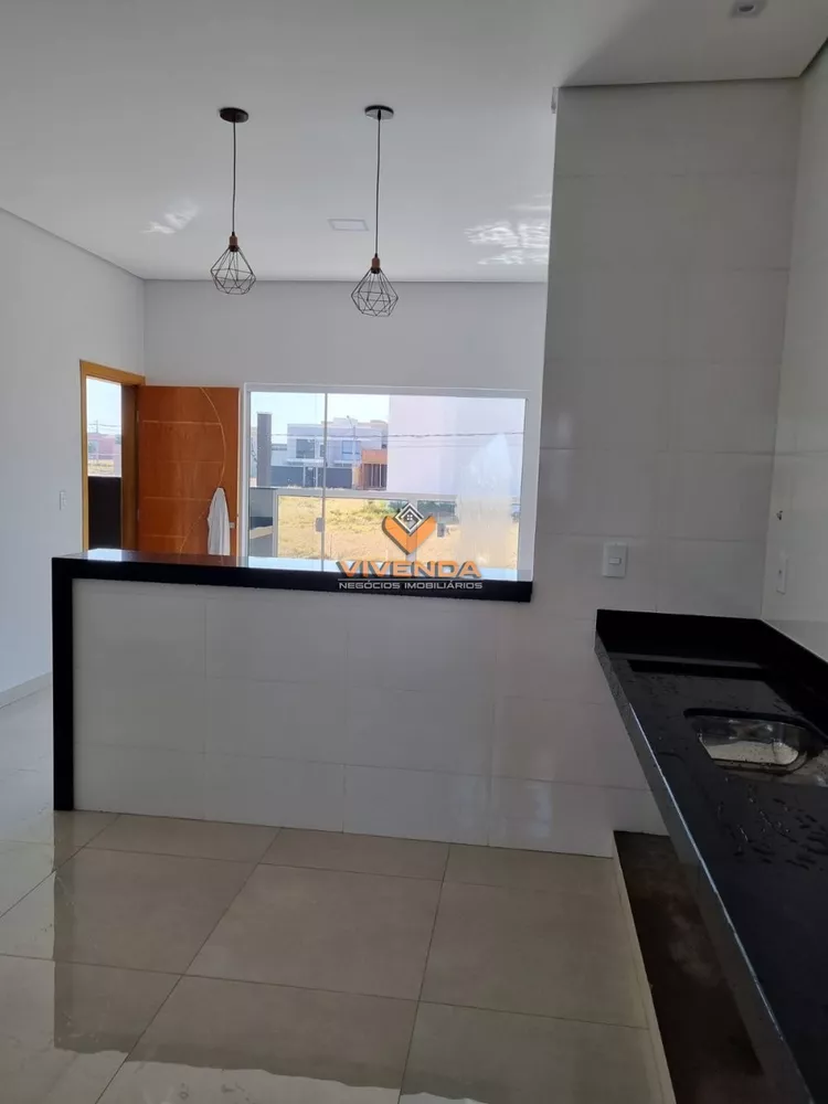 Apartamento à venda com 3 quartos, 90m² - Foto 2