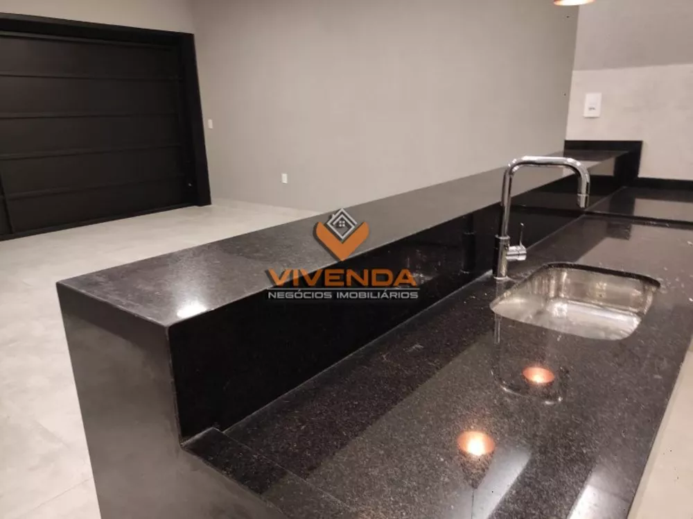 Casa à venda com 3 quartos, 154m² - Foto 4