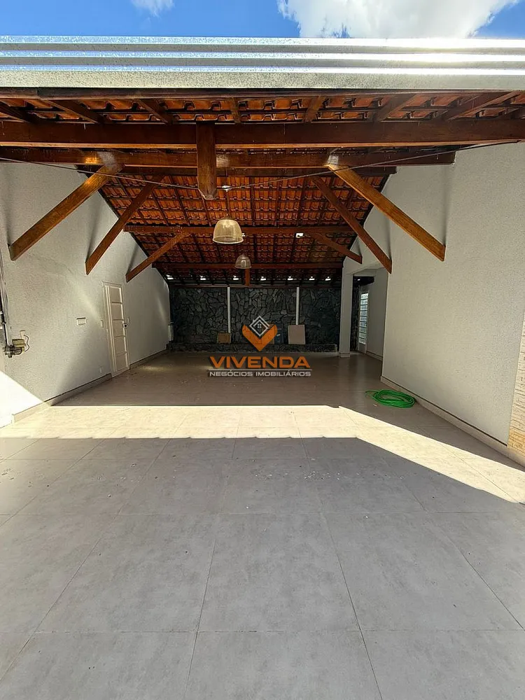 Casa, 5 quartos, 260 m² - Foto 2
