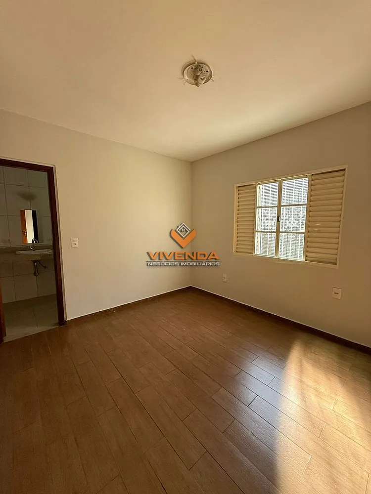 Casa, 5 quartos, 260 m² - Foto 15