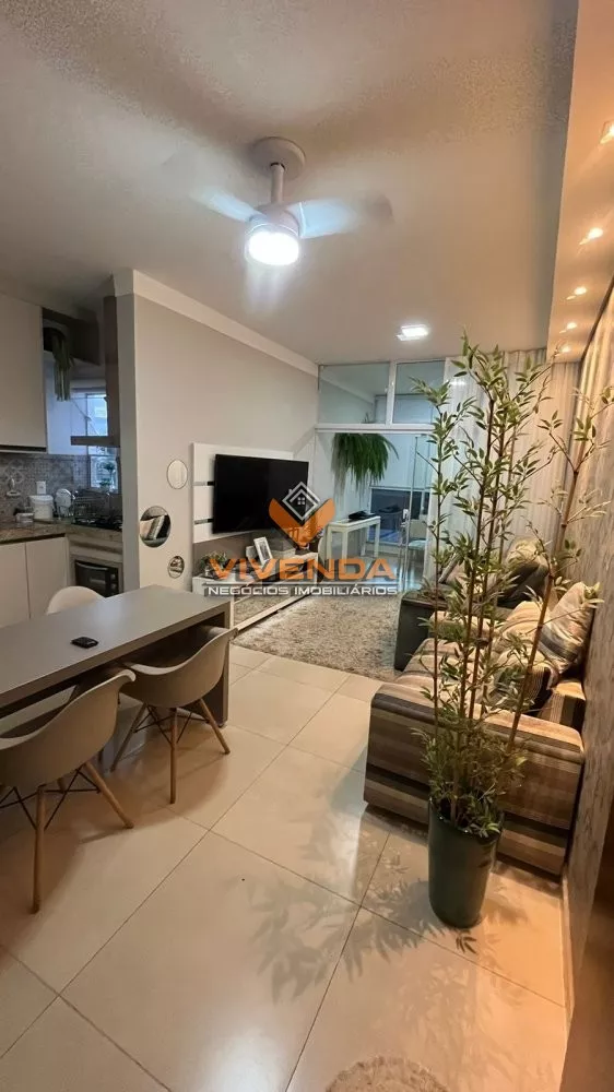 Apartamento à venda com 2 quartos, 76m² - Foto 2