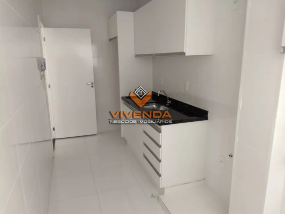 Apartamento à venda com 2 quartos, 60m² - Foto 1