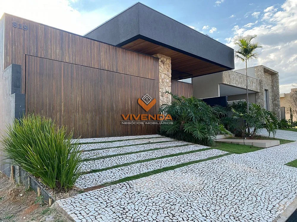 Casa, 3 quartos, 200 m² - Foto 1