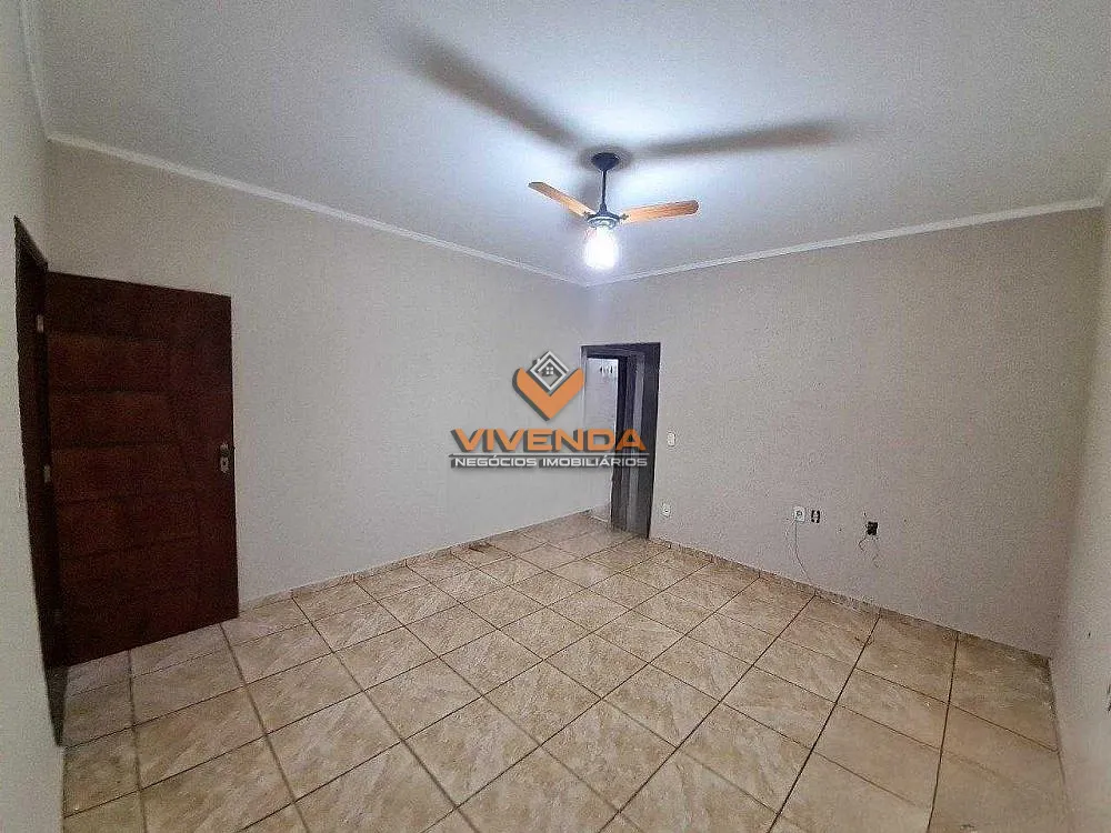 Casa, 3 quartos, 300 m² - Foto 3