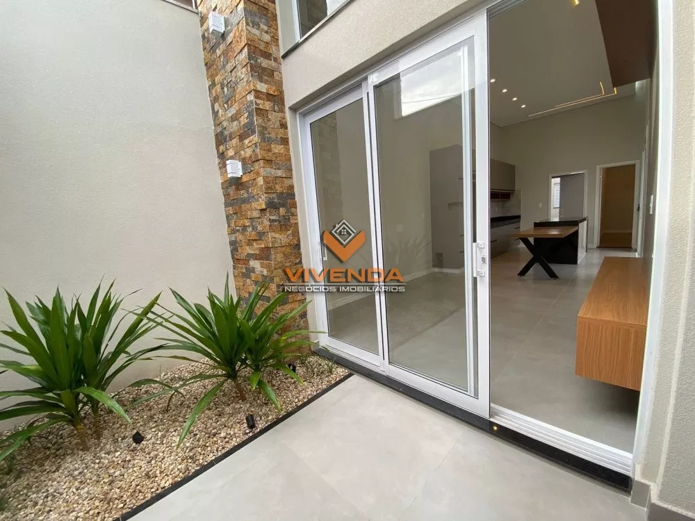 Casa à venda com 3 quartos, 137m² - Foto 3