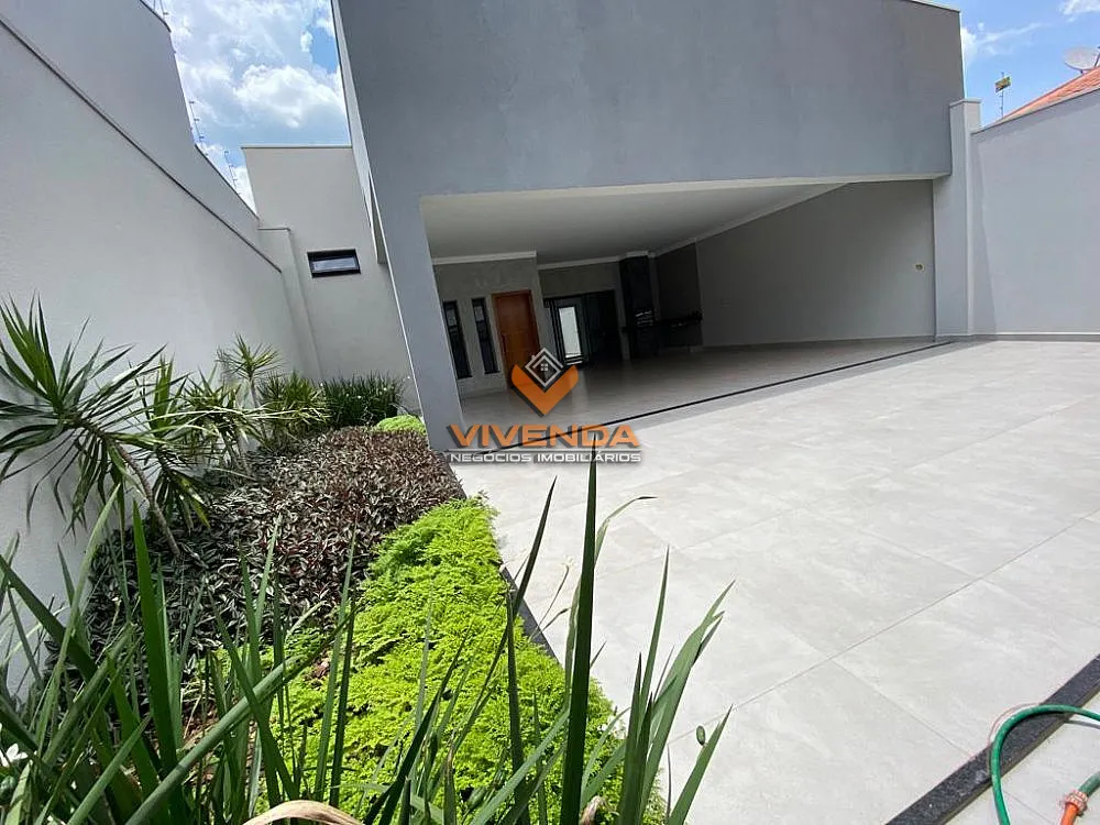 Casa, 3 quartos, 250 m² - Foto 1