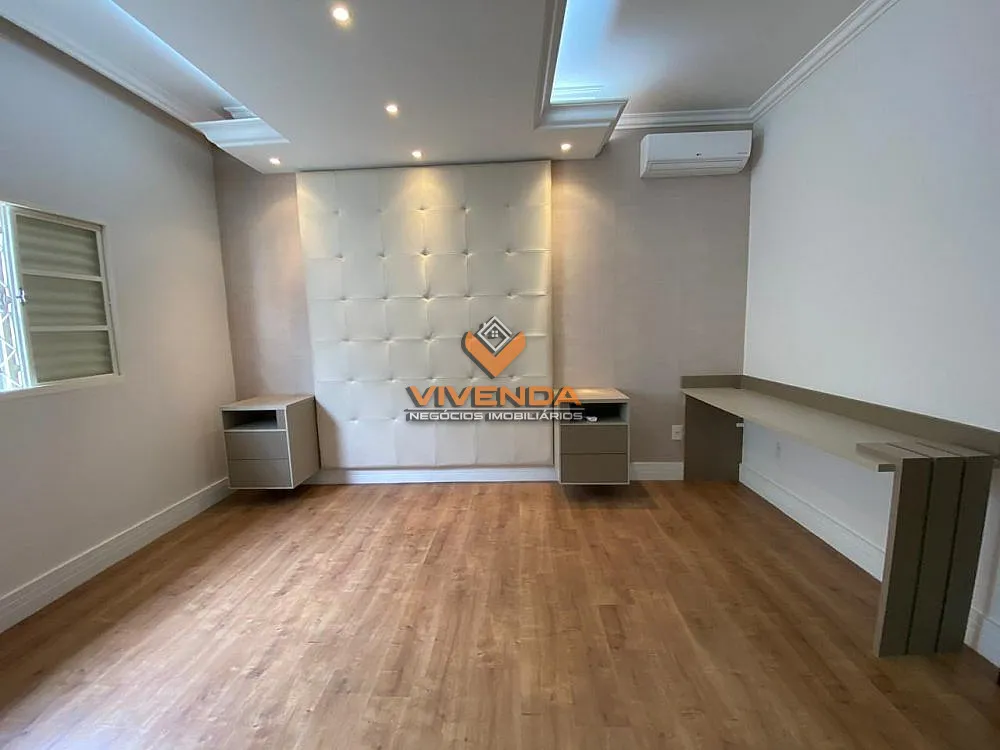Casa, 3 quartos, 232 m² - Foto 5