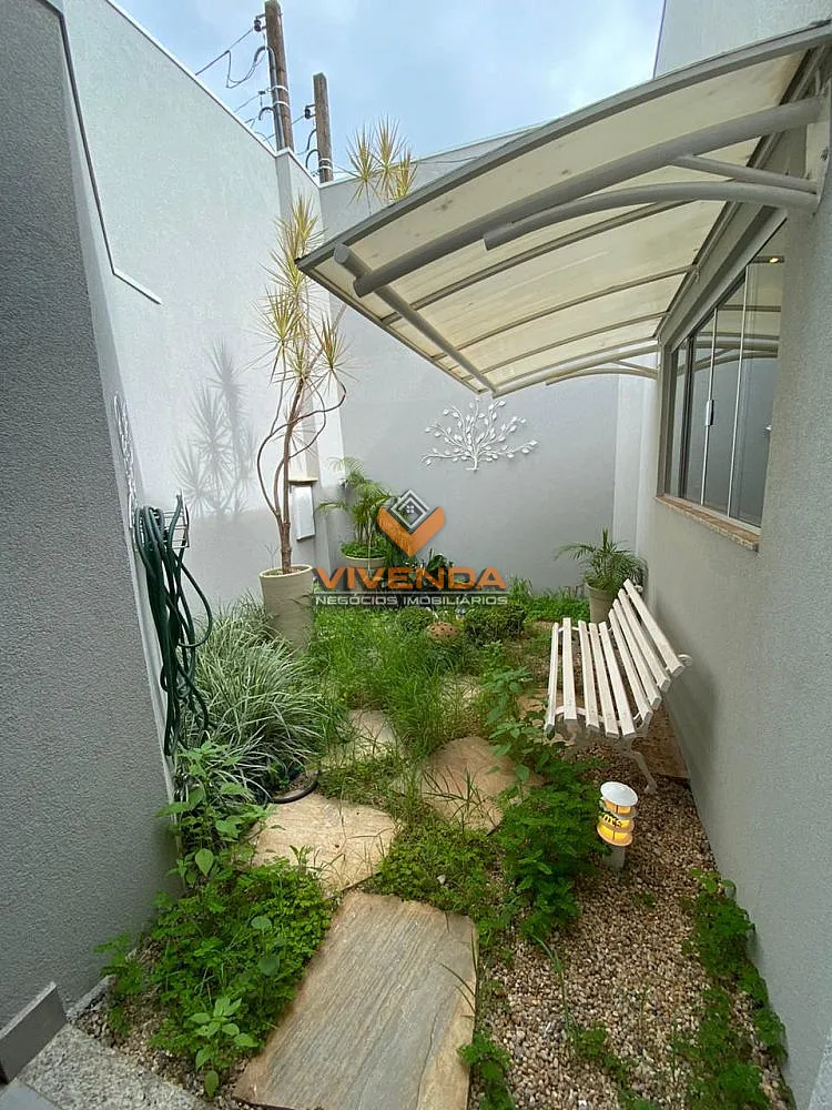 Casa, 3 quartos, 232 m² - Foto 1