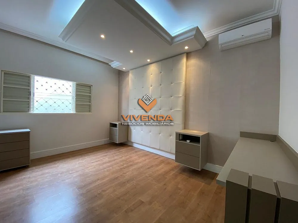Casa, 3 quartos, 232 m² - Foto 6