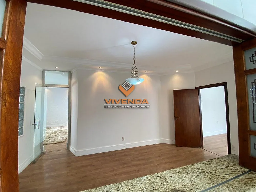 Casa, 3 quartos, 232 m² - Foto 3