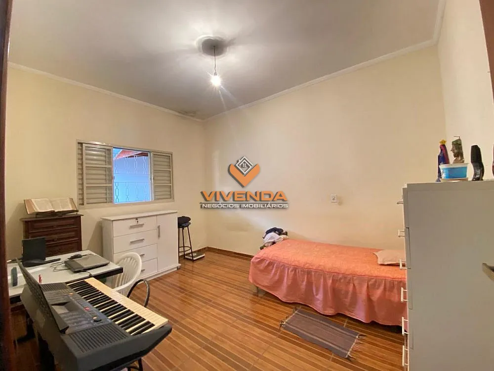 Casa, 3 quartos, 250 m² - Foto 14