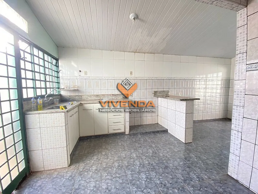 Casa, 4 quartos, 200 m² - Foto 5