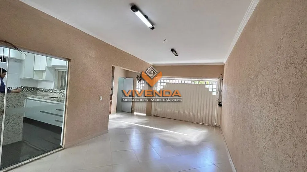 Casa, 3 quartos, 136 m² - Foto 1