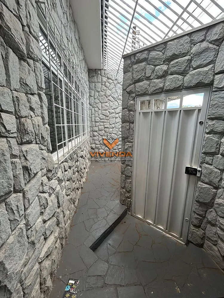 Casa, 3 quartos, 200 m² - Foto 2