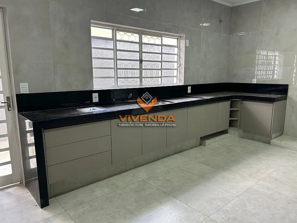 Casa, 3 quartos, 200 m² - Foto 7