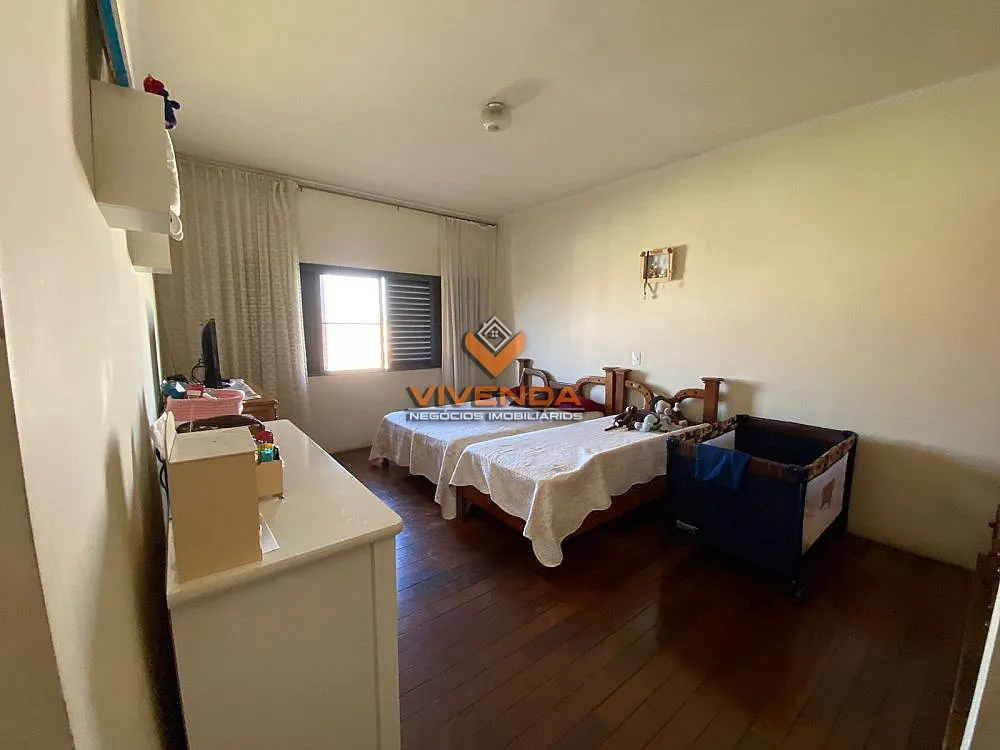 Casa, 5 quartos, 296 m² - Foto 10
