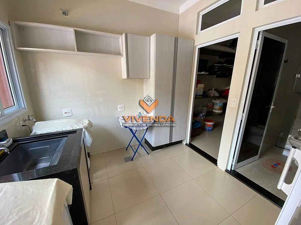 Casa, 4 quartos, 230 m² - Foto 11